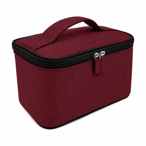 Estuche de viaje para cosméticos, bolsa de almacenamiento portátil con cierre de cremallera mediano y asa suave para uso diario, producto reciclable - Product Image 1