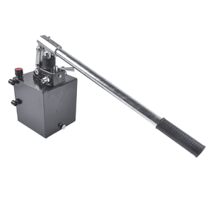 Pompa Idraulica Manuale a Doppio Effetto 2.7 CID 5 Quart 3600 PSI 3/8'' NPT con Valvola a Pistone - Product Image 2