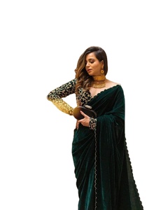 Sari de terciopelo elegante para ropa de Boda del mercado indio con borde embellecido con diamantes, seda y tela plisada de red - Product Image 1