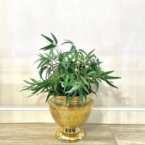 Pot de fleurs moderne en laiton martelé, durable et écologique, personnalisé, ILAHI's ICOMP-13378, 1 kg, non revêtu, pour usage domestique - Product Image 1