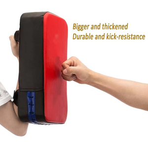 Protège-tibias de qualité supérieure Rising Fitness avec logo et design personnalisés pour le karaté, le taekwondo, la boxe, le muay thaï – Protège-tibias utilisés en Pakistan - Product Image 4