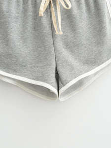 Shorts décontractés pour femmes, style urbain moderne, prix d'usine – Shorts d'été légers personnalisés, shorts tendance pour femmes, shorts Candy - Product Image 5