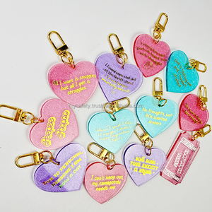 Low MOQ Customized Vintage Acrylic Diamond Heart Carabiner Hotel Motel <b>Keychain</b> <b>Personalized</b> Fashion Trend Gravure Printing - Product Image 2