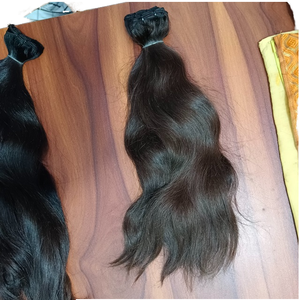 Venta al por mayor de extensiones de cabello rizado indio sin procesar virgen extensiones de cutícula alineados de proveedor a granel de calidad superior - Product Image 1