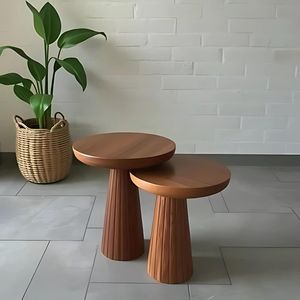 Mesa Auxiliar de Madera con Acabado Natural que Resalta los Tonos Orgánicos de la Madera y un Tratamiento Mínimo - Product Image 6