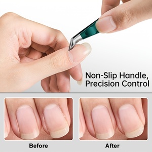 Coupe-cuticules miniatures de qualité supérieure avec pointe angulaire de précision pour l'élimination des peaux mortes, manche vert et entretien professionnel des ongles - Product Image 6