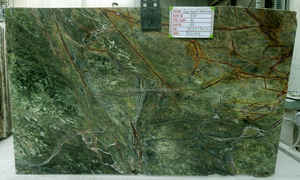 Dalle de marbre vert poli pour application d'appartement Finition de surface de qualité supérieure - Product Image 5