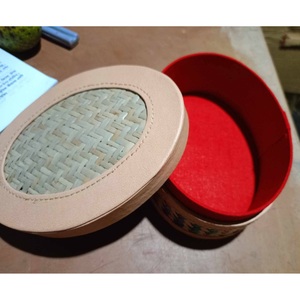 Shetal Pati (Sitol Pati) Joyero Hecho a Mano, Organizador de Joyas Tejido Natural, Cierre Magnético, Ligero y Duradero - Product Image 5