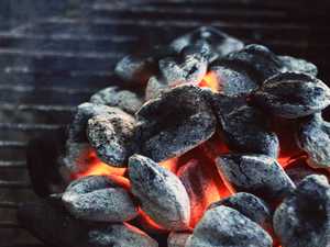 Prix d'usine, briquettes de charbon de noix de coco 100% naturelles, sans fumée, durée de combustion de 4 à 6 heures, haute qualité, Autriche - Product Image 5
