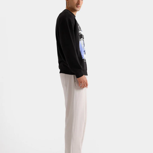 เสื้อสเวตเชิ้ตคอกลม "Traveler" ป้องกันรอยยับ พร้อมแถบสะท้อนแสงและเคลือบกันน้ำ - Product Image 3