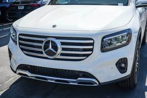 LISTO PARA ENVIAR: Mercedes-Benz GLB 250 FWD 2025, Seminuevo, Disponible para la Venta - Product Image 3
