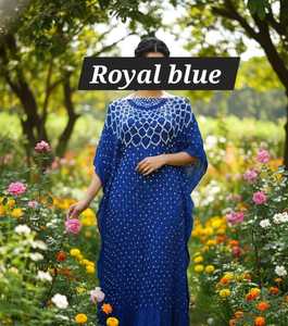 Caftán de Algodón Magenta Oscuro, Largo hasta el Suelo, Corte Holgado, Ropa Étnica Tradicional para Mujer, Estilo de Boda de India y Pakistán - Product Image 4