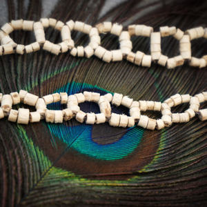 Original Tulsi Wood Beads Choker Round Necklace Beige Spiritual Jewelry Wholesale Supply - Product Image 2