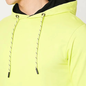 เสื้อฮู้ดผู้ชายสำหรับฤดูหนาว เสื้อผ้ากีฬา ผ้าฟลีซหนานุ่ม ระบายอากาศ กันลม มีกระเป๋า เสื้อโอเวอร์ไซส์ ทรงหลวม ไหล่ตก 100% - Product Image 4