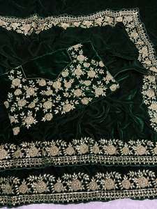 Sari de Terciopelo Viscosa de Diseño Indio Exclusivo, Blusa Elegante, Estilo Étnico Moderno, Última Moda en Ropa Étnica para Bodas - Product Image 4