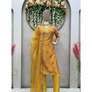 Party Wear Top-Bottom and Dupatta Set XL Tamaño con hilo y trabajo de secuencia para un aspecto elegante - Product Image 3