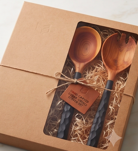 Ensemble de saladiers faits à la main en bois brun de qualité supérieure avec manche noir martelé, parfait pour la vaisselle et les repas. - Product Image 4