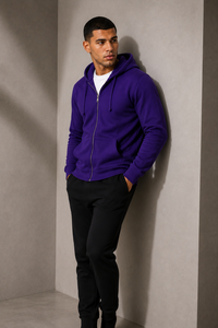 Sudadera con capucha para hombre de corte relajado, que ofrece una suavidad cálida y una comodidad flexible con un diseño atemporal para un estilo casual sin esfuerzo. - Product Image 5