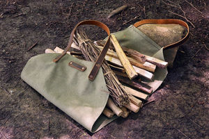 Porta leños de cuero y lona encerada personalizados para chimenea, con envío y entrega. - Product Image 2