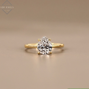 Anillo Solitario de Diamante Redondo en Oro Amarillo con Engaste Alto, Joyería de Compromiso, Regalo para Mujer, Diseño de Lujo - Product Image 1