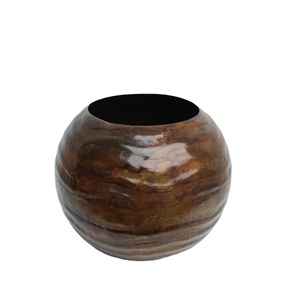 Elegante Florero Moderno de Aluminio Pulido - Base Antideslizante Hecha a Mano, Ligera y Duradera, para Bodas, Hogar/Oficina, Mesa o Suelo - Product Image 1