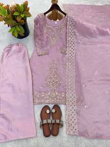 Costume en soie Gmy brodé de luxe avec manches longues et doublure en micro-coton - Product Image 4