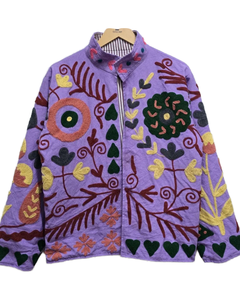 Veste bomber en tricot Suzani faite à la main |   Veste en lin et coton brodée de fleurs indiennes vintage |   Manteau respirant et écologique - Product Image 6