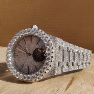 Relojes de cuarzo de acero inoxidable con movimiento automático digital de lujo, totalmente cubiertos de diamantes, diseño personalizado, estilo hip hop, con diamantes de moissanita VVS. - Product Image 1
