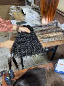 วิกผมต่อผมสีดำหยิกน้ำยาวเต็มรูปแบบผมบริสุทธิ์คุณภาพสูงจากเวียดนาม - Product Image 2