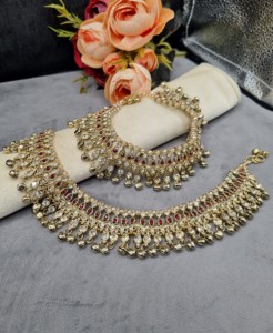 Paire de chevillères ajustables Ghungroo traditionnelles, serties de pierres CZ, pour mariage, mode ethnique, bijoux et accessoires de pied - Product Image 4