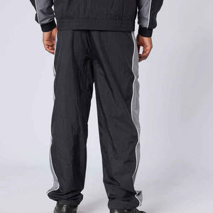 เสื้อแจ็คเก็ตกันลมวินเทจสำหรับผู้ชาย TITAN TREAD WEAR รุ่นคัสตอม พร้อมชุดเซ็ตแทรคสูทซอฟต์เชลล์ 2 ชิ้น แบบมีซิป ผ้าคอตตอน 100% คุณภาพสูง - Product Image 2