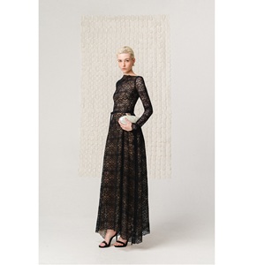 Robes de soirée de luxe en gros ASTORIA LACE GOWN à manches longues, coupe ajustée, ODM, marque privée, robes décontractées élégantes pour femmes - Product Image 4