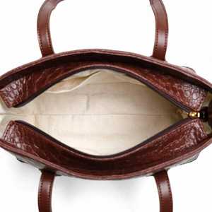 Genuine Leather Other Pattern Tote Bag <b>Women</b> <b>Large</b> Capacity Classic Style Lock Decorated Waterproof Flap Closure Outdoor <b>Handbag</b> - Product Image 2