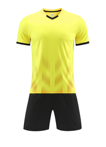 Ensemble d'uniformes de football pour hommes, en polyester léger, à manches courtes, vêtements de sport d'équipe, vêtements d'uniforme en polyester respirant - Product Image 2