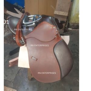 Ensemble de selle d'équitation anglaise de qualité supérieure 100% cuir véritable marron personnalisé avec siège rembourré doux - Product Image 1