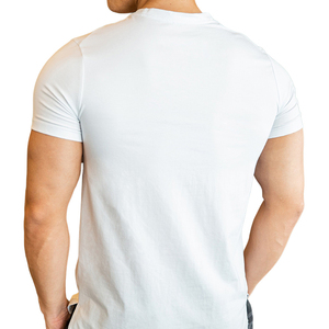 เสื้อยืดออกกำลังกายคุณภาพสูง แห้งเร็ว ทรงเข้ารูป ขายส่ง OEM เสื้อยืดฟิตเนส ระบายอากาศได้ดี สำหรับผู้ชาย - Product Image 4