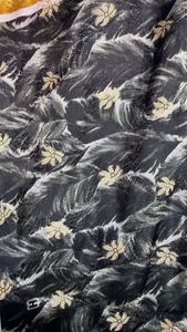 Tissu Jacquard en Soie et Viscose Pure avec Impression Numérique pour Vêtements Ethniques Féminins, Grammage Lourd 140 GSM, 44 Pouces, Tissé au Gujarat, Inde - Product Image 3
