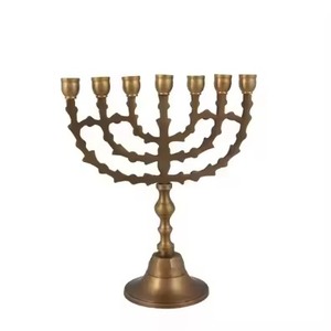 Candelabro de Metal Vintage, Portavelas para Hanukkah, Candelabro Decorativo, Soporte para Velas de Estilo Antiguo, Decoración para el Hogar - Product Image 4