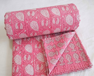 Pink Paisley Printed Quilted Cotton Reversible Throw Blanket Traditional Home Decor All Season Use - Product Image 2