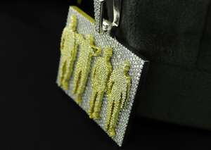 Pendentif personnalisé de luxe en moissanite certifiée avec logo et initiales, bicolore en argent 925, bijoux hip-hop pour rappeur - Product Image 5