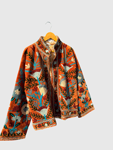 Veste en velours brodée de fleurs orange, col mandarin, manches longues, grande taille, vêtements d'automne pour femmes - Product Image 3