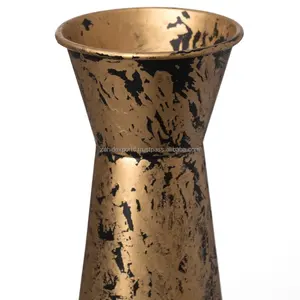 Jarrón de Hierro Pulido Hecho a Mano, Alto, Diseño Costero Ecológico, Decoración Moderna para Eventos, Exclusivo para el Hogar de Lujo - Product Image 2