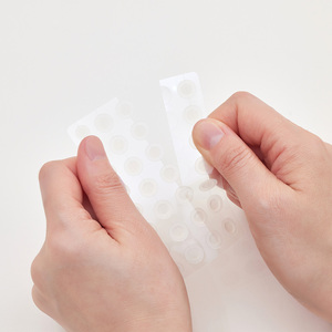 [NEERG] Parche Invisible Calmante Patentado con Diseño Mate Impermeable para Cubrir Imperfecciones Faciales - Product Image 1