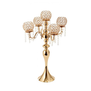 Candélabre sans flamme en fer poli de qualité supérieure à plusieurs bras avec gouttes de cristal suspendues pour centre de table domestique et hôtelier - Product Image 6