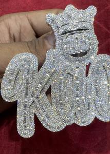 Colgante de Joyería Fina con Diseño VVS Iced Out, Adornado con Letras y Diamantes de Moissanita VVS, Regalo para Ella - Product Image 2