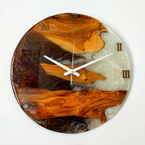 Dernière collection d'horloges murales en bois et résine époxy blanche, fabriquées à la main, personnalisées, décoratives pour l'intérieur, horloge décorative pour la maison - Product Image 1