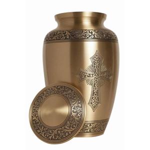 Urnas funerarias hechas a mano con diseño de cruz y hoja grabada, urna para adultos asequible, urna de cremación de latón dorado, proveedor de artículos funerarios. - Product Image 1