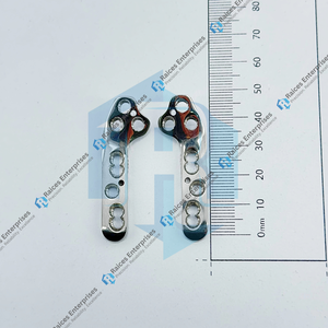 Placas de Bloqueo TPLO de Alta Calidad, Tamaño Estándar de 2.7mm, Juego de 2 Piezas, Precontorneadas, Estilo Voi 316L, para Cirugía Veterinaria en Gatos y Perros - Product Image 6