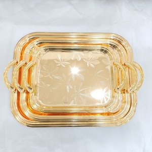 Plateau de service élégant en métal plaqué or, artisanat Art Déco, personnalisable, durable et stylé pour la maison, l'hôtel, le restaurant, Ramada - Product Image 2