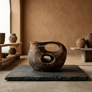 Vase Pichet Rustique en Terre Cuite Marron Rociar, Jug en Céramique Faite à la Main avec Double Poignée Découpée, Récipient Décoratif B2B - Product Image 4